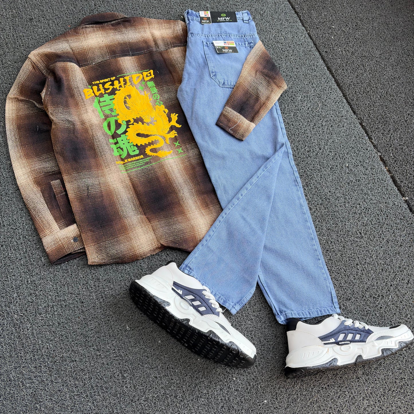 3 in 1 combo Double pocket Baggy shirts + mom fit jeans + shoe buy @999 only