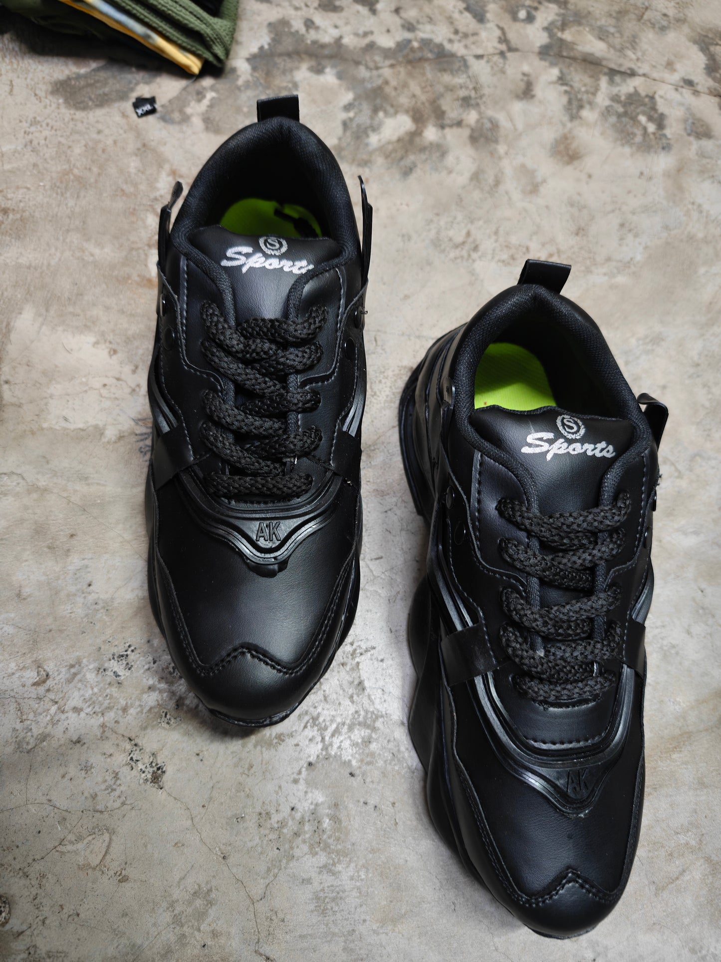 Men's retro style Baggy shoes buy @350 rs only