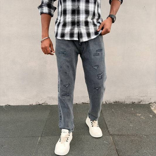 Torn mom fit jeans pant buy @ 450 rs