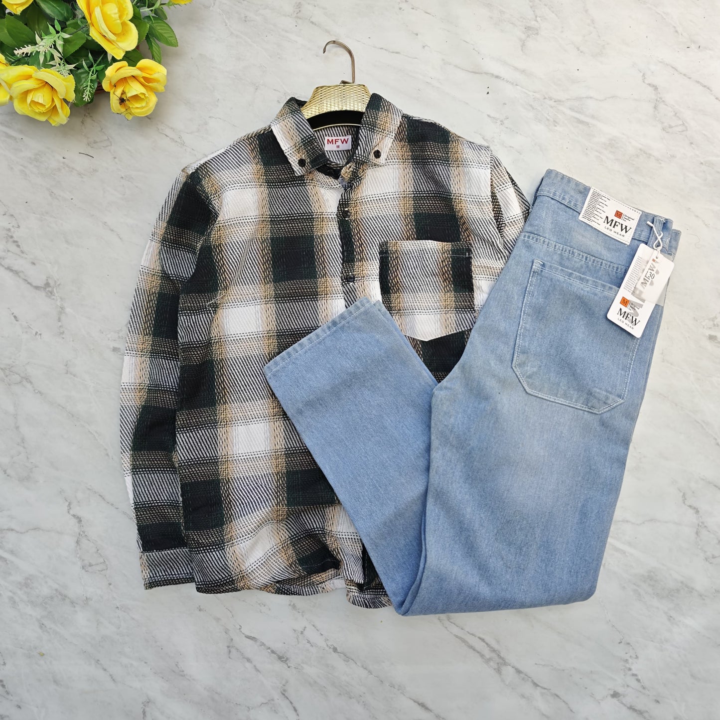 2 in 1 combo MFW back printed baggy shirts + mom fit jeans pant combo buy @600 rs only