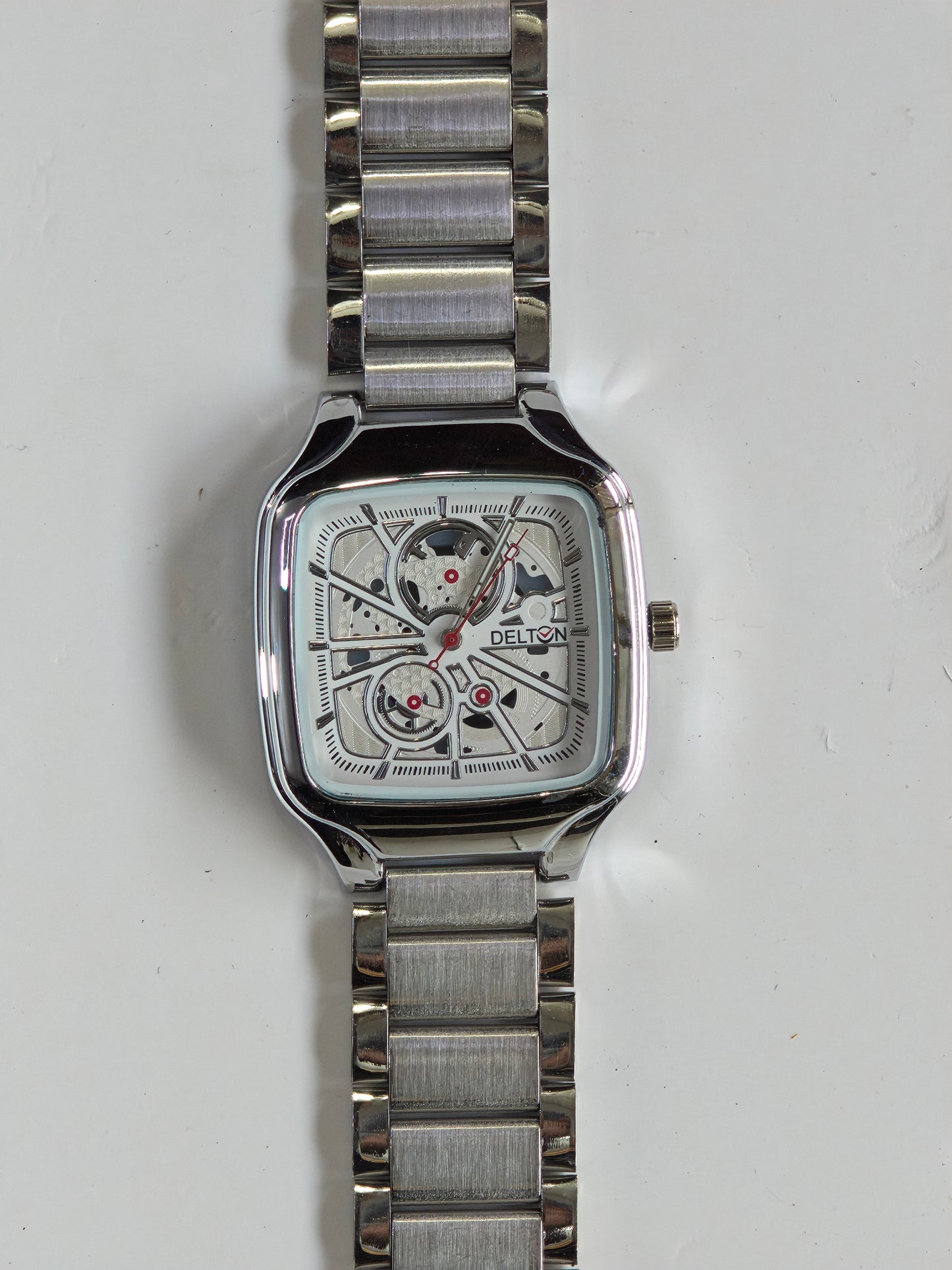 MFW stainless Steel watch Buy @200rs.  S1