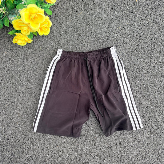 NS 3 line shorts buy 3 pcs @499 and 1 pcs @199(Black)
