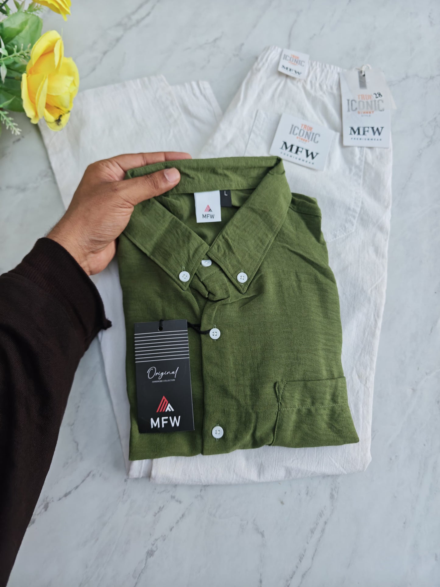 2 in 1 combo Crush Lenin shirts + lenin relax fit pants combo buy @600 rs only l
