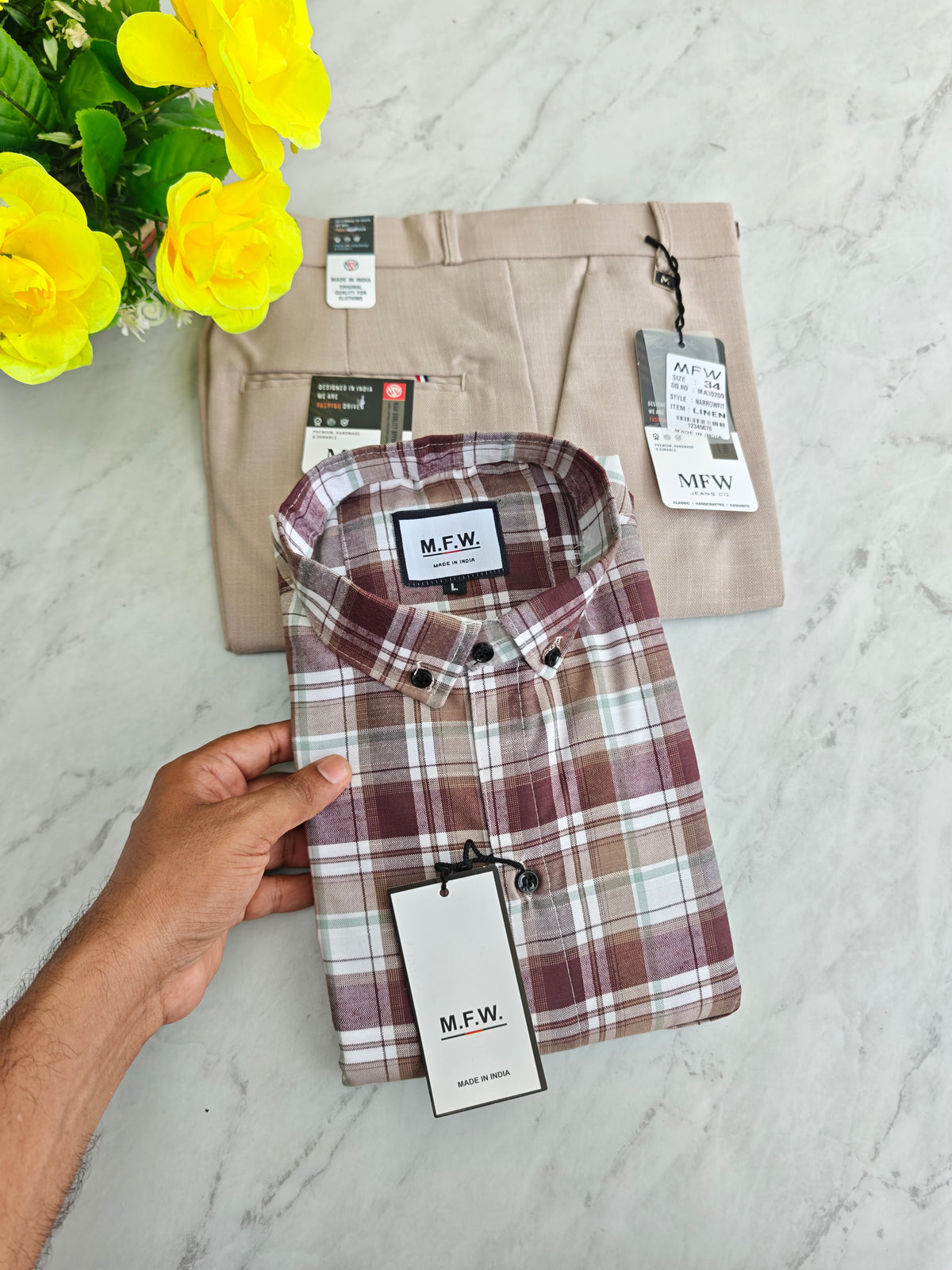 2 in 1 Combo oxford checked shirts + Lenin polo fit pant buy @600rs only