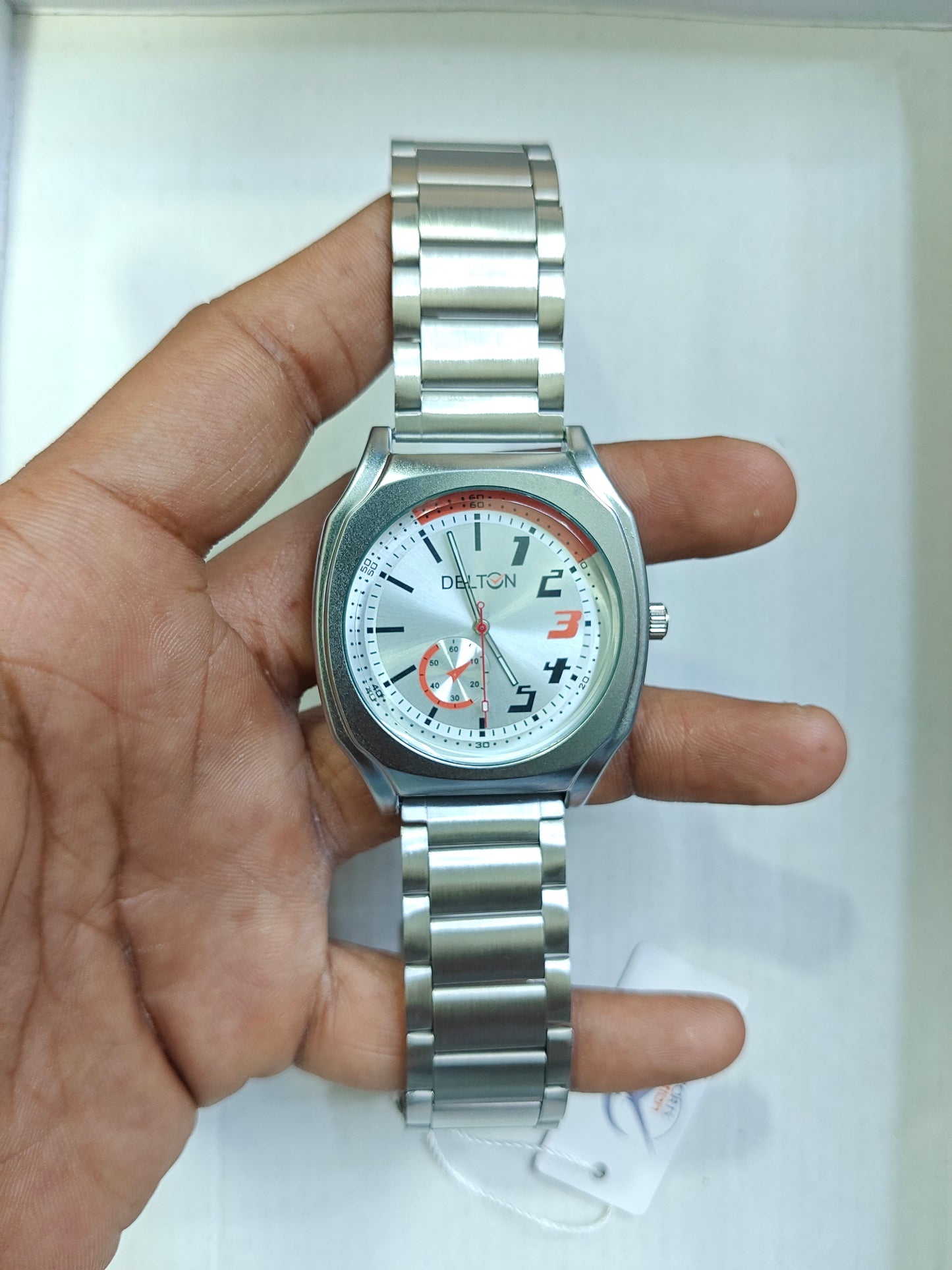 Mens most trendy Sliver strap watches @200