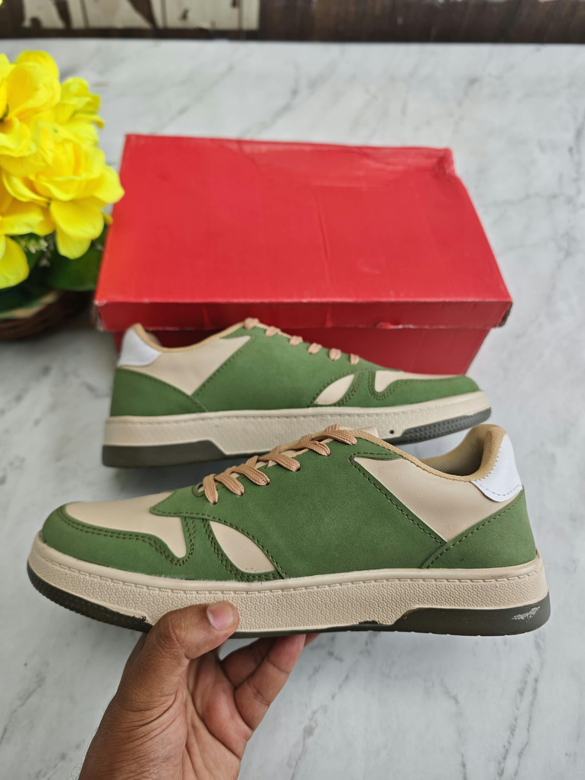 Men's Street wear style shoes buy@350 rs only [M1-C1]