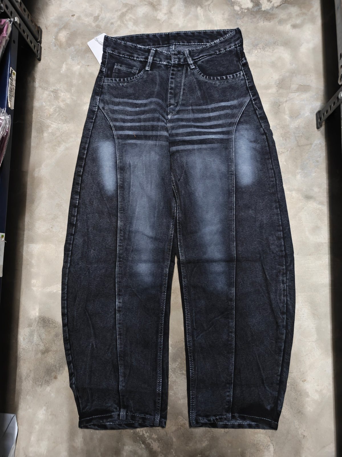 MFW whisker type barrel fit jeans pants buy @450 rs only [Black]