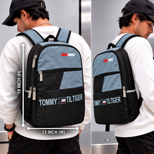 Trendy College bag buy @300rs only