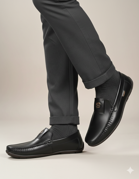 Men's Loafers Shoes single pcs @350 and Buy 3 pc combo @999( Black Color)