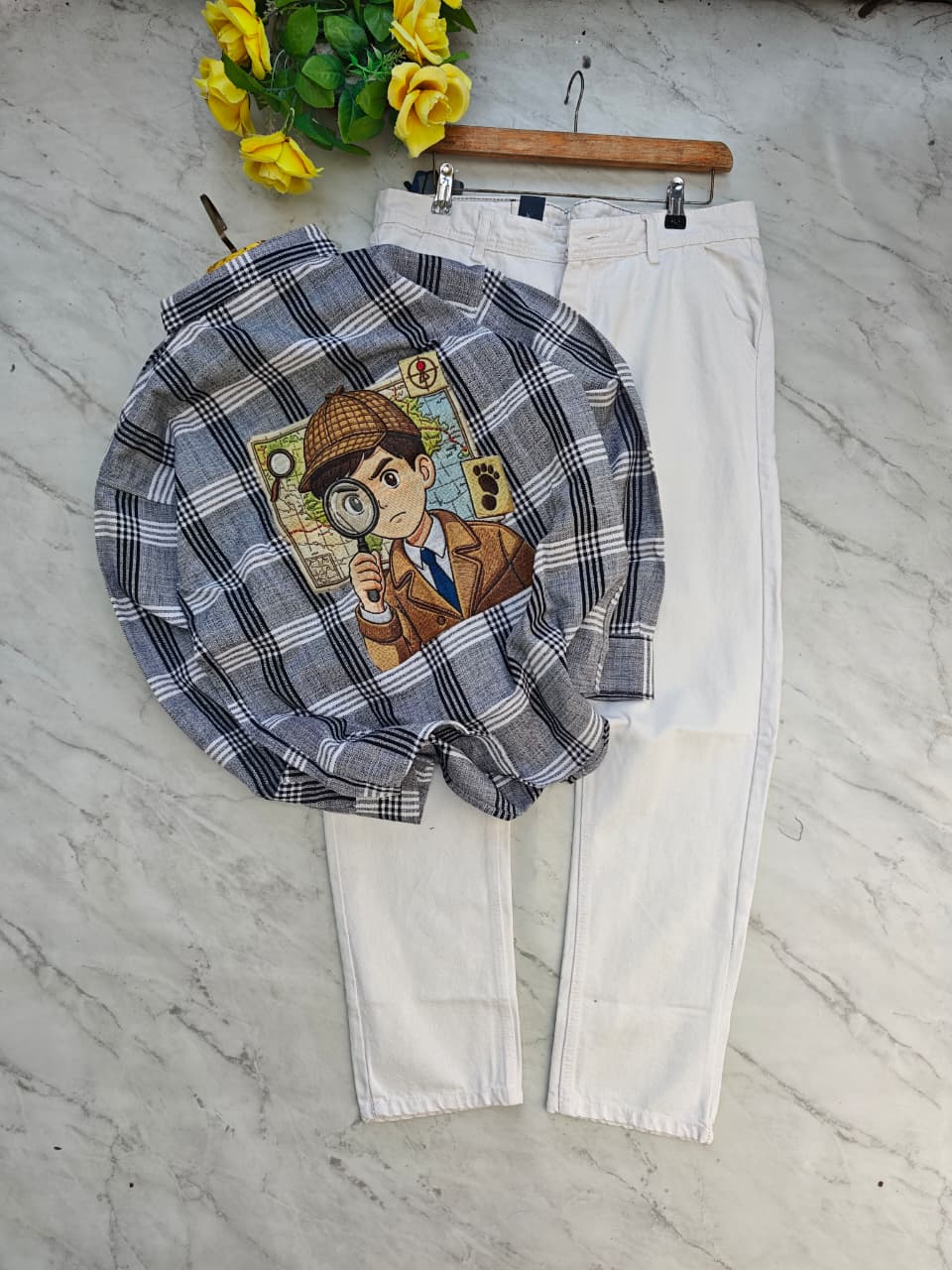 2 in 1 combo Back printed shirts + Mom fit jeans pant buy @600 rs
