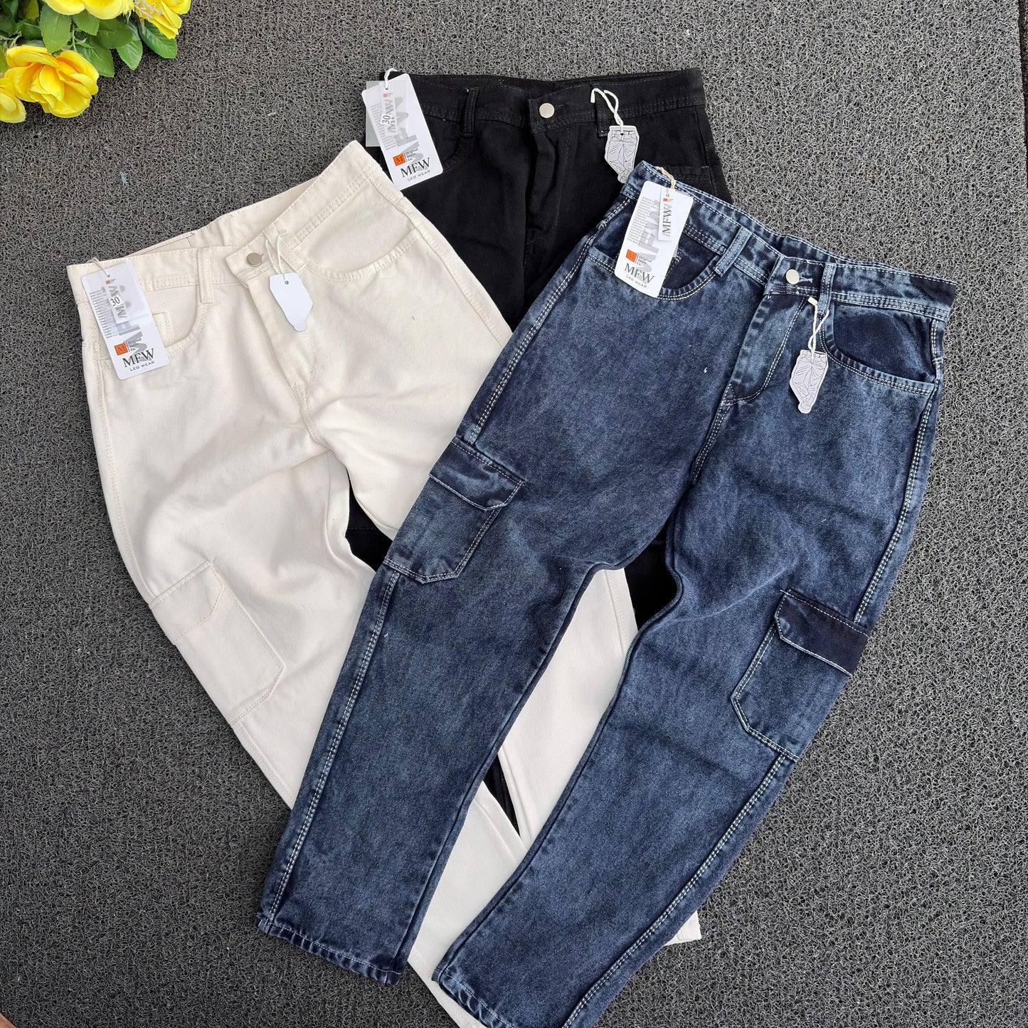 3 in 1 combo 6 pocket mom fit jeans buy 3 pcs combo @999 only