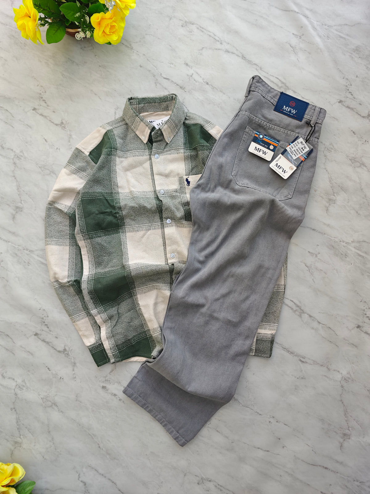 2 in 1 Combo MFW viral checked shirts + mom fit jeans pant buy @600 rs only