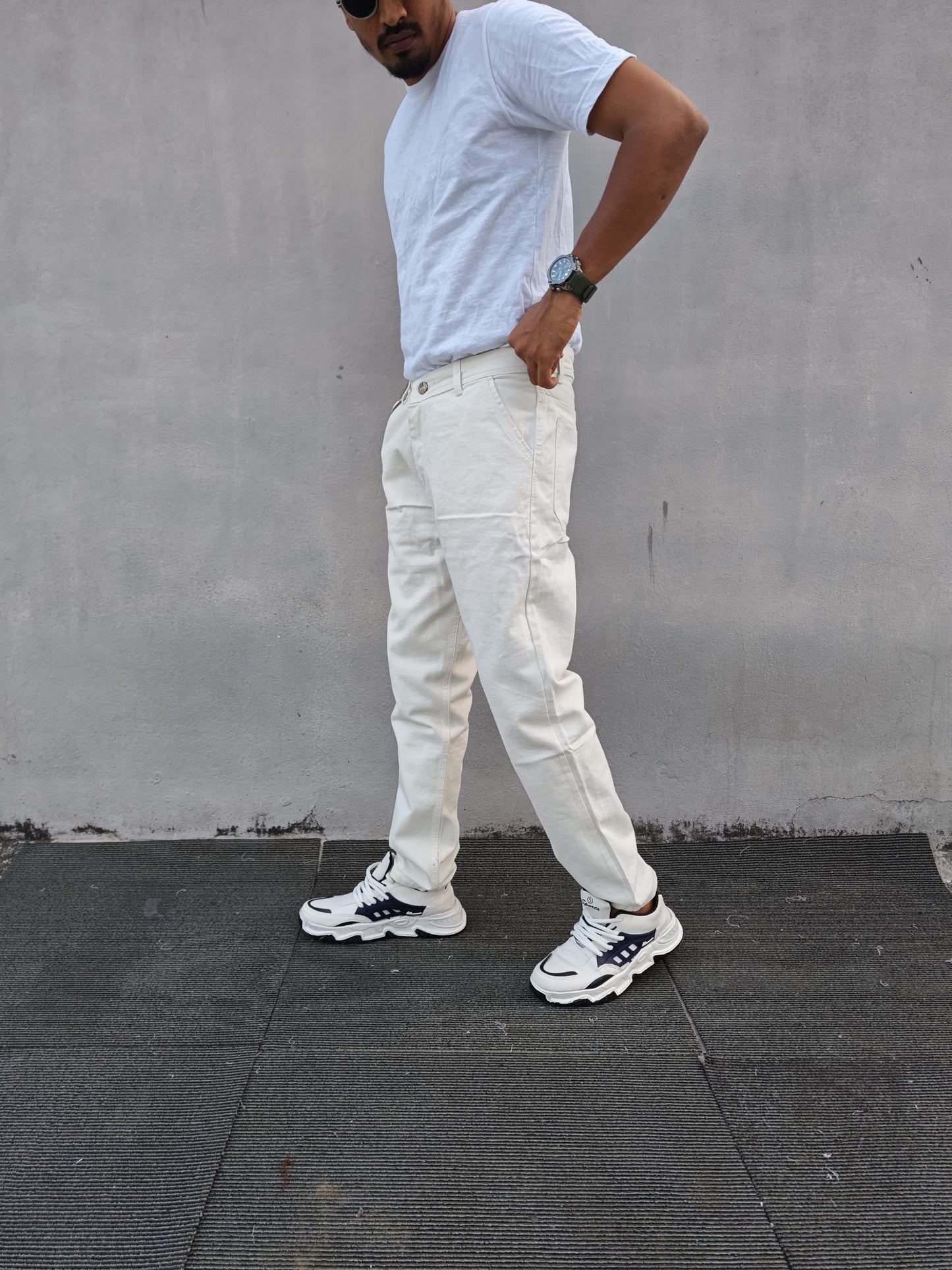 Mfw side pocket mom fit jeans buy @450 rs only