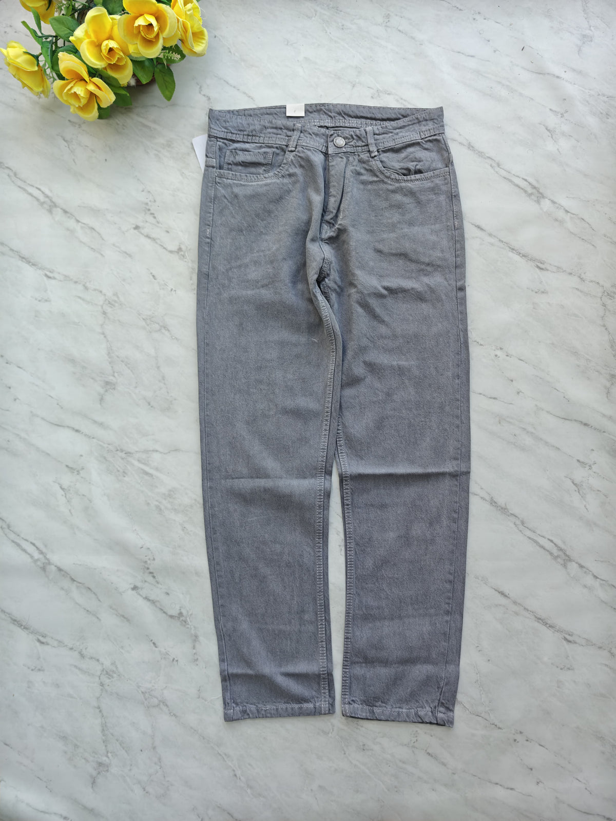 MFW slim fit jeans pant buy @300 rs only