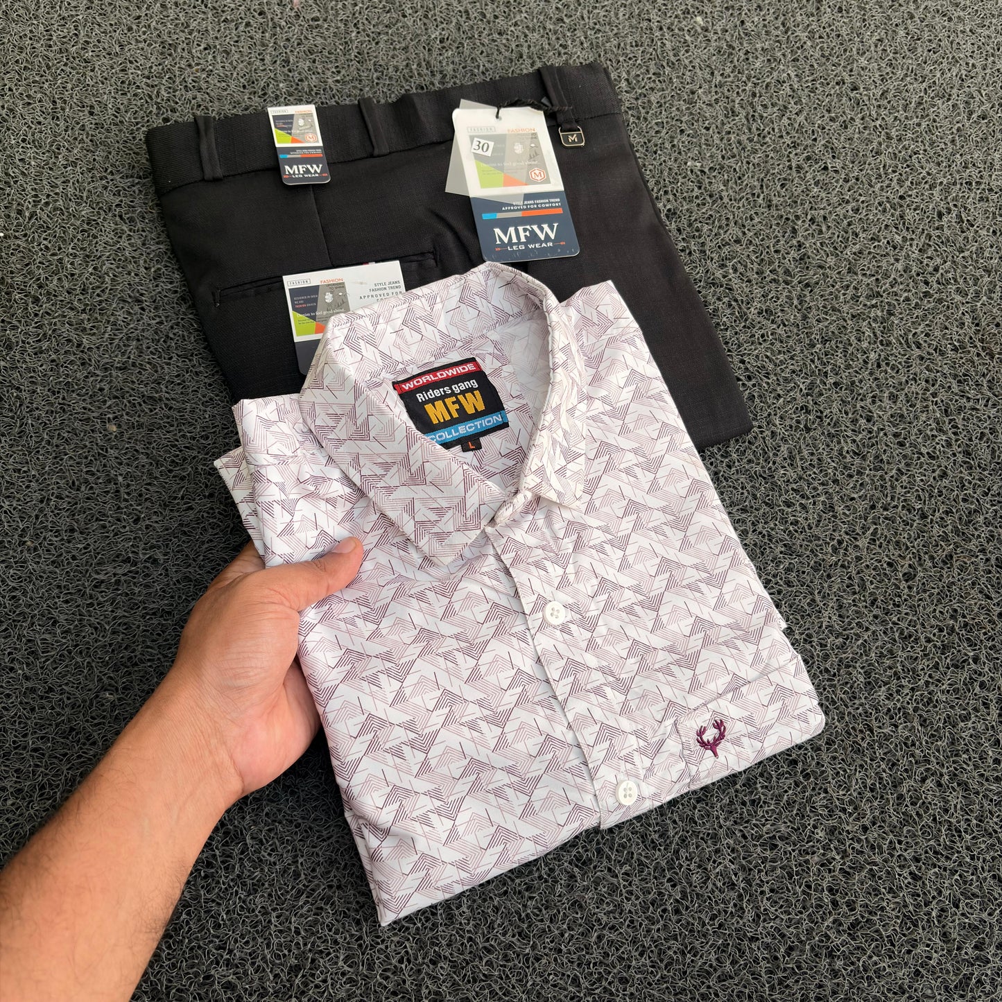2 in 1 combo mfw Printed Shirts+ Lenin polo fit pants buy @550 rs only