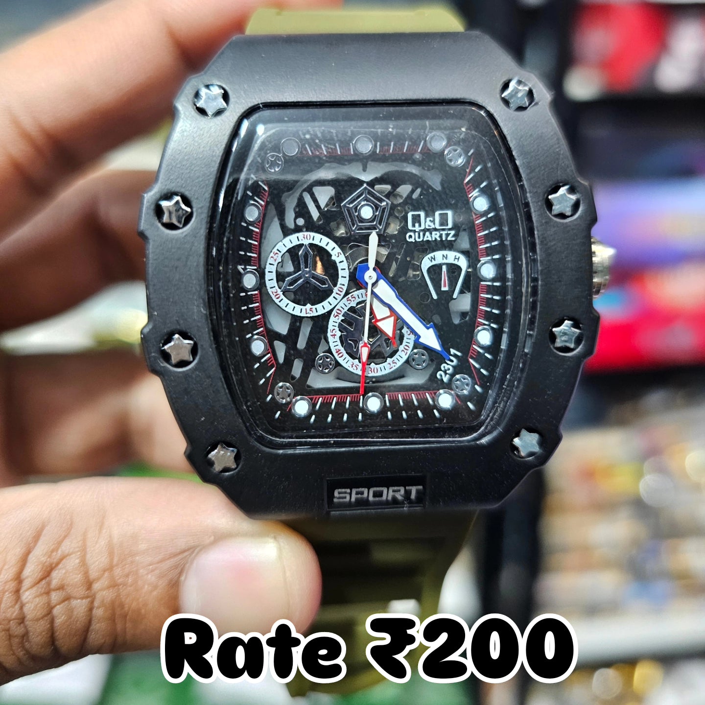 Mens trendy watch