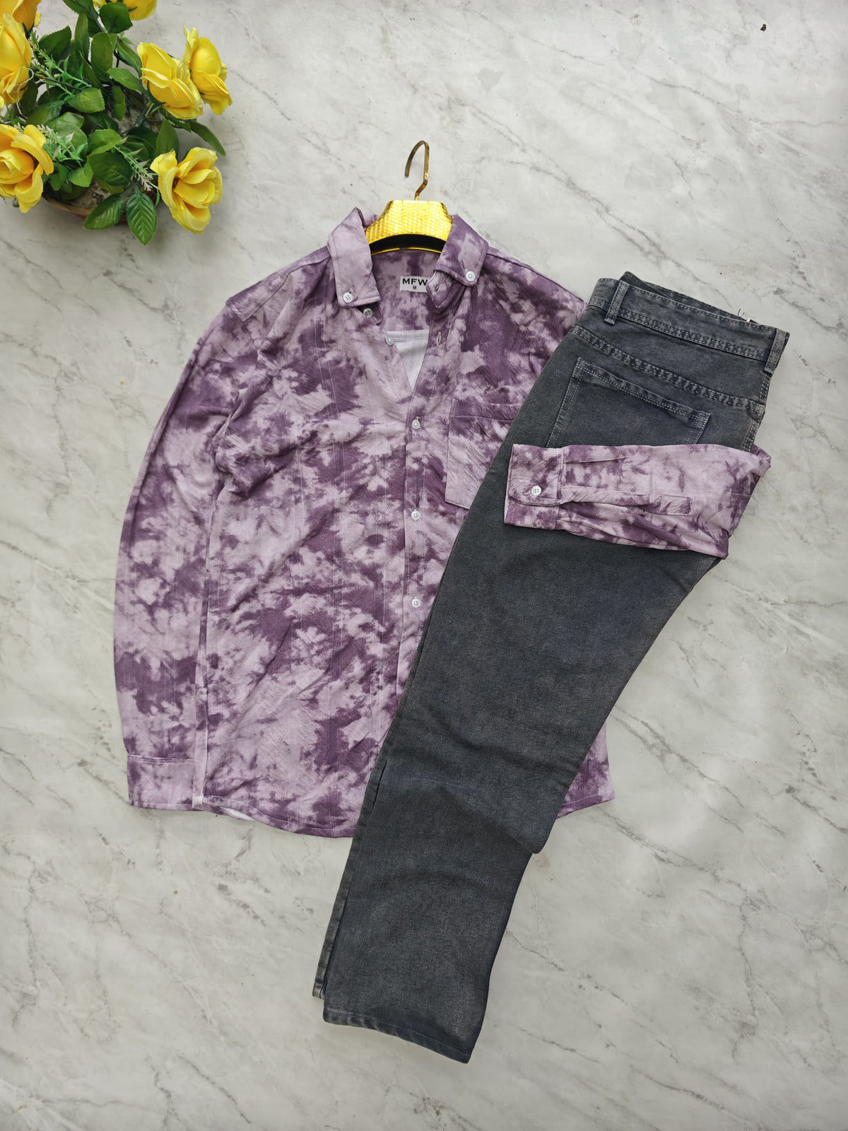2 in 1 combo MFW die and dye shirts + mom fit jeans pant buy @600 rs