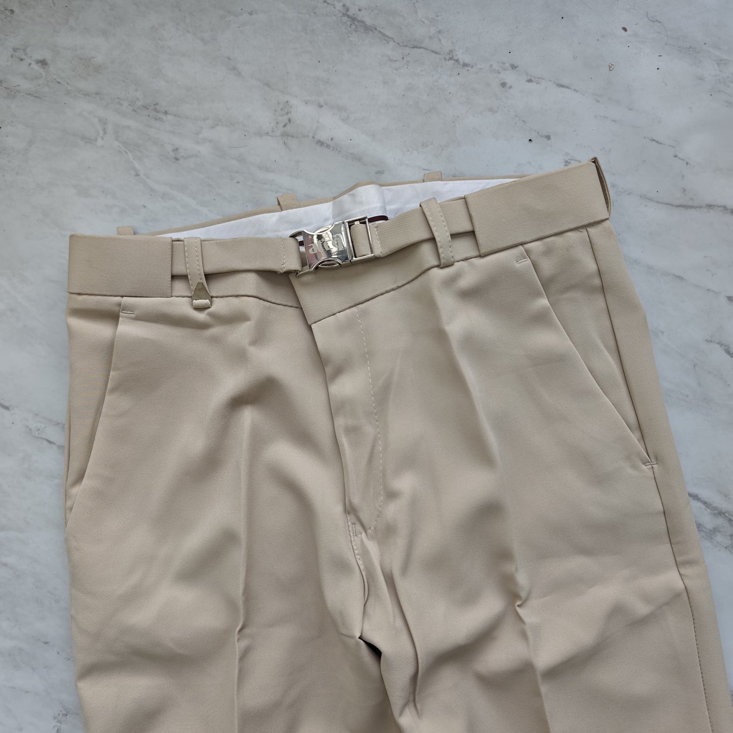 Premium quality Italian design gurkha polo fit pants buy @450 rs only(M1)