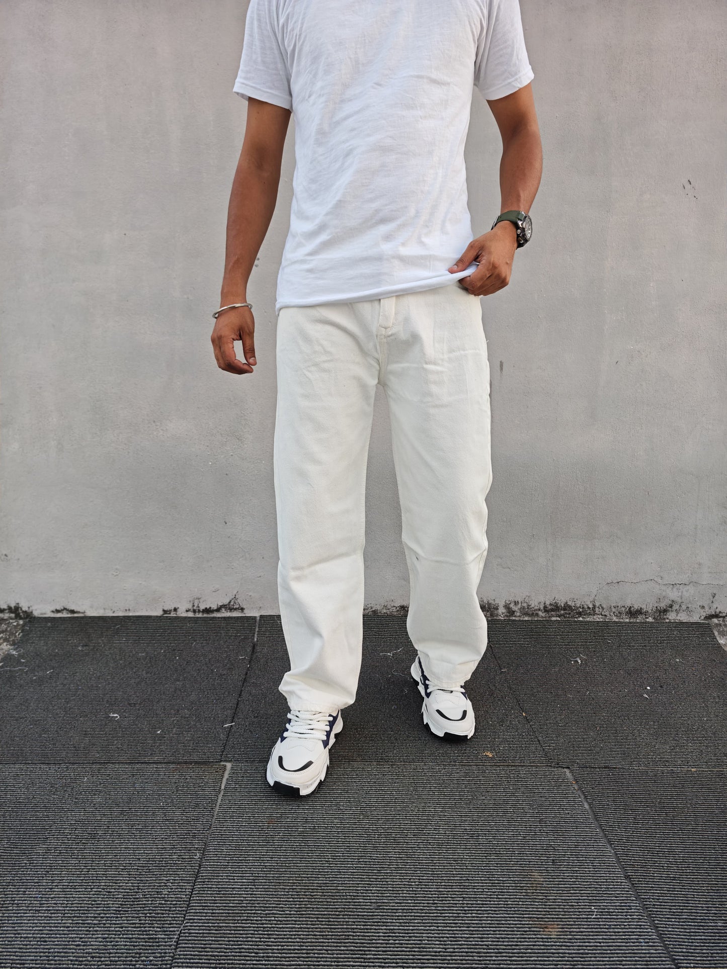 Men's Big size  premium mom fit jeans buy @450 rs only