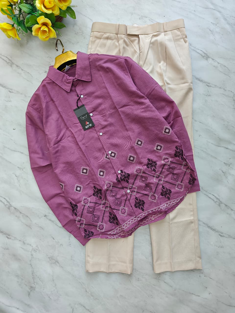 2 in 1 Combo Bottom Embroidery shirts + Korean baggy pants buy @600 rs only