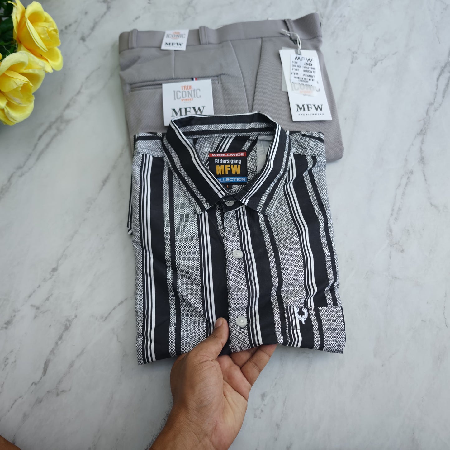2 in 1 combo MFW laffer printed shirts + penut polo fit pant combo buy @500 rs only(Shirt black)