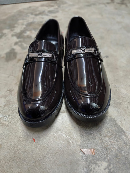 Men's Loafers shoes buy @350 rs only (model no 3) color dark brown