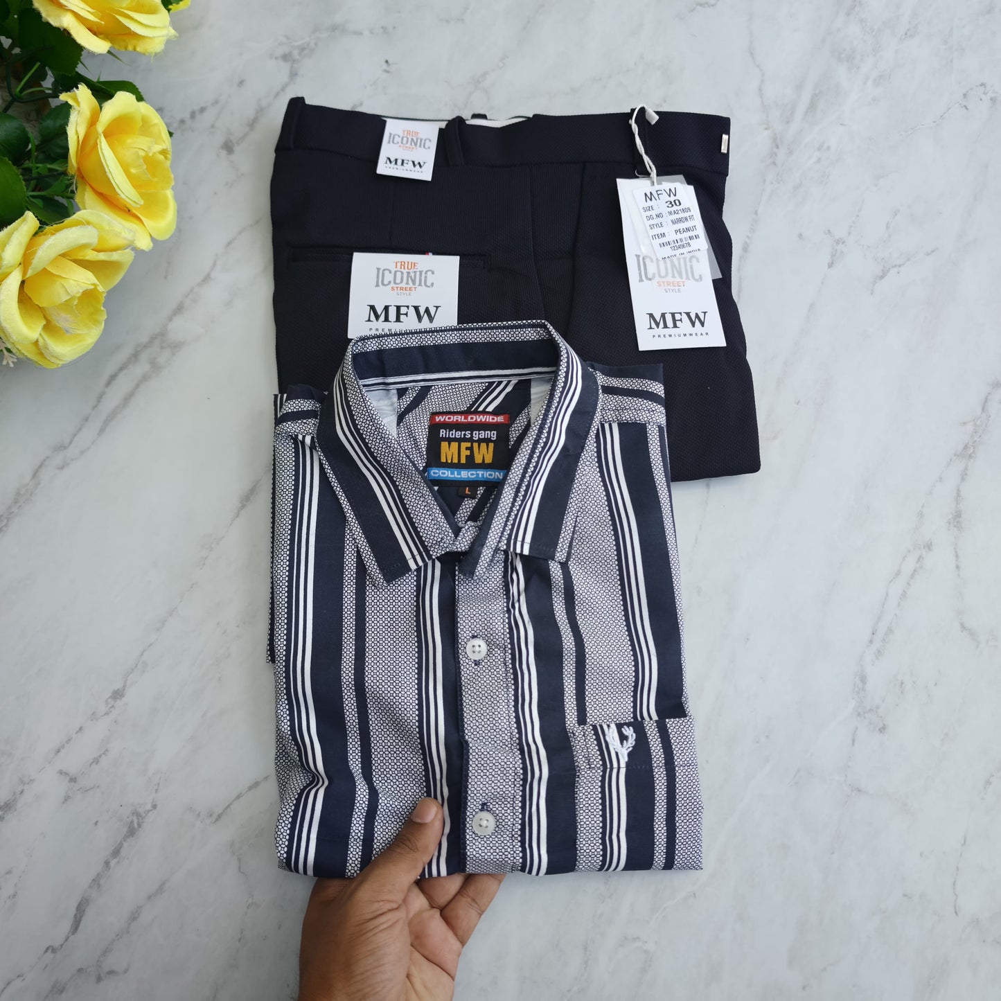 2 in 1 combo MFW laffer printed shirts + penut polo fit pant combo buy @500 rs only(Shirts navy)