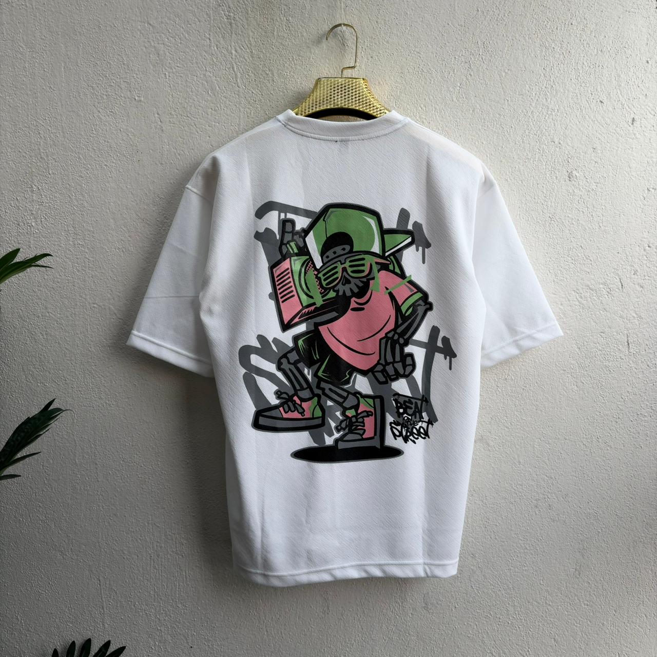 Round neck Front and back print droup shoulder Tshirt 1 pc @199 and 3 pcs @ 499