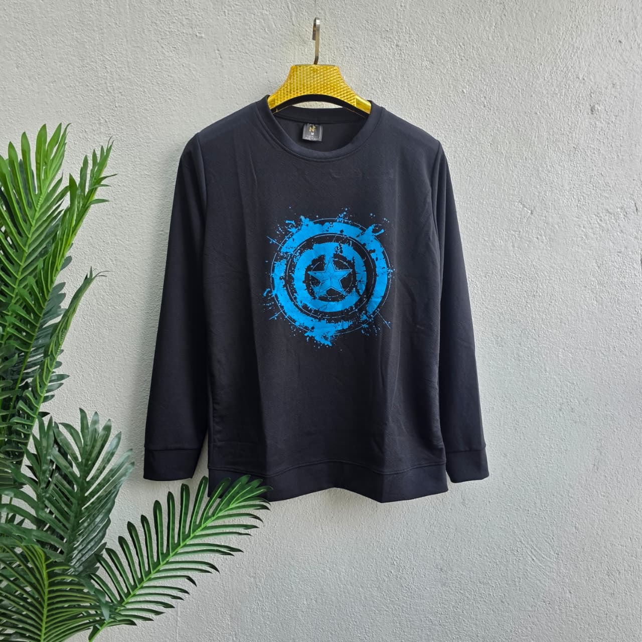 Round neck full sleeve Tshirt 1 pc @199 and 3 pcs @ 499