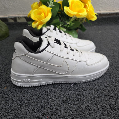 Men's Casual white Shoes single pcs @350 and Buy 3 pc combo @999