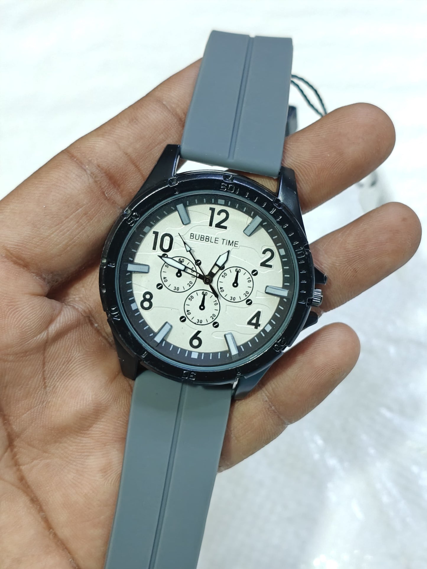 Mens most trendy Silicon magnetic strap watches @200