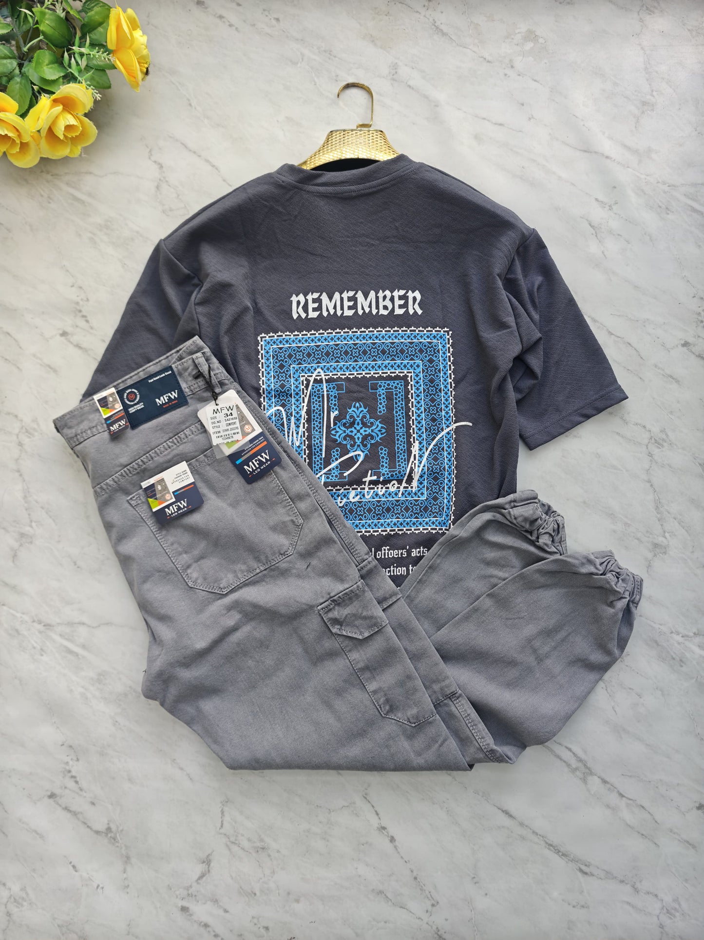 2 in 1 combo drop shoulder tshirt + denim joggers buy @600 rs only