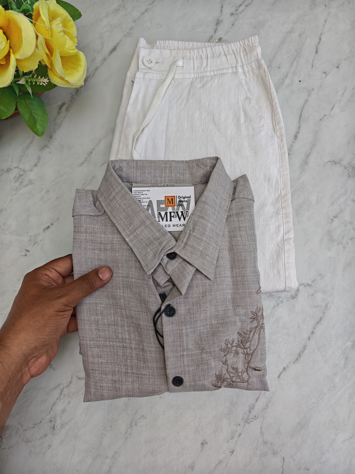 2 in 1 combo Lenin embroidery Work shirts + Lenin relax fit pant buy@600 rs only