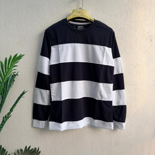 Round neck Full sleeve Tshirt 1 pc @199 and 3 pcs @ 499(Black with white)