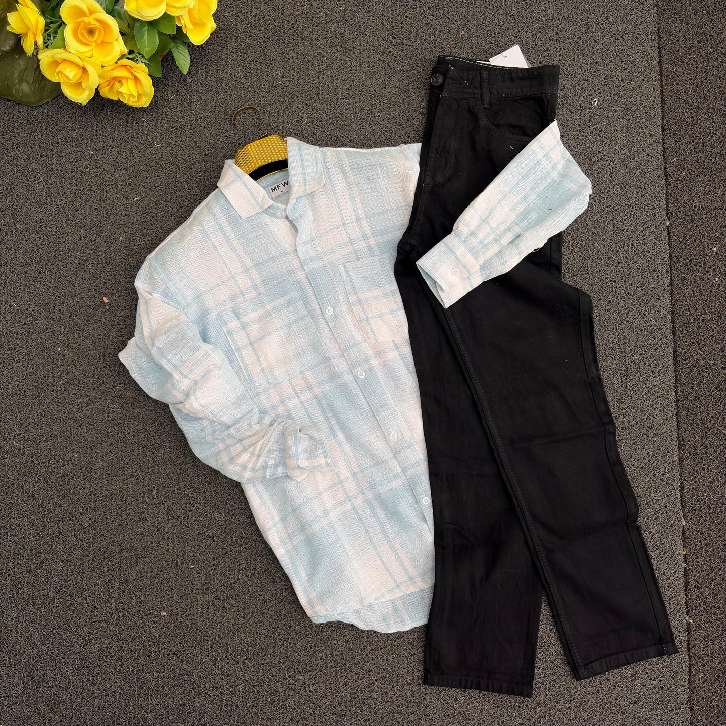 2 in 1 combo Dobby double pocket back print shirts + Mom fit jeans pant combo buy @600
