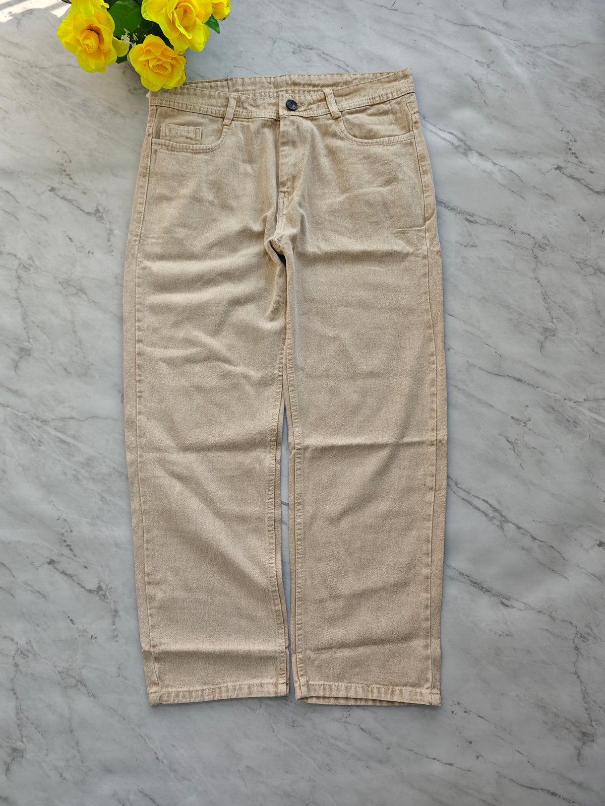 Men's premium mom fit jeans pant buy @450 rs only