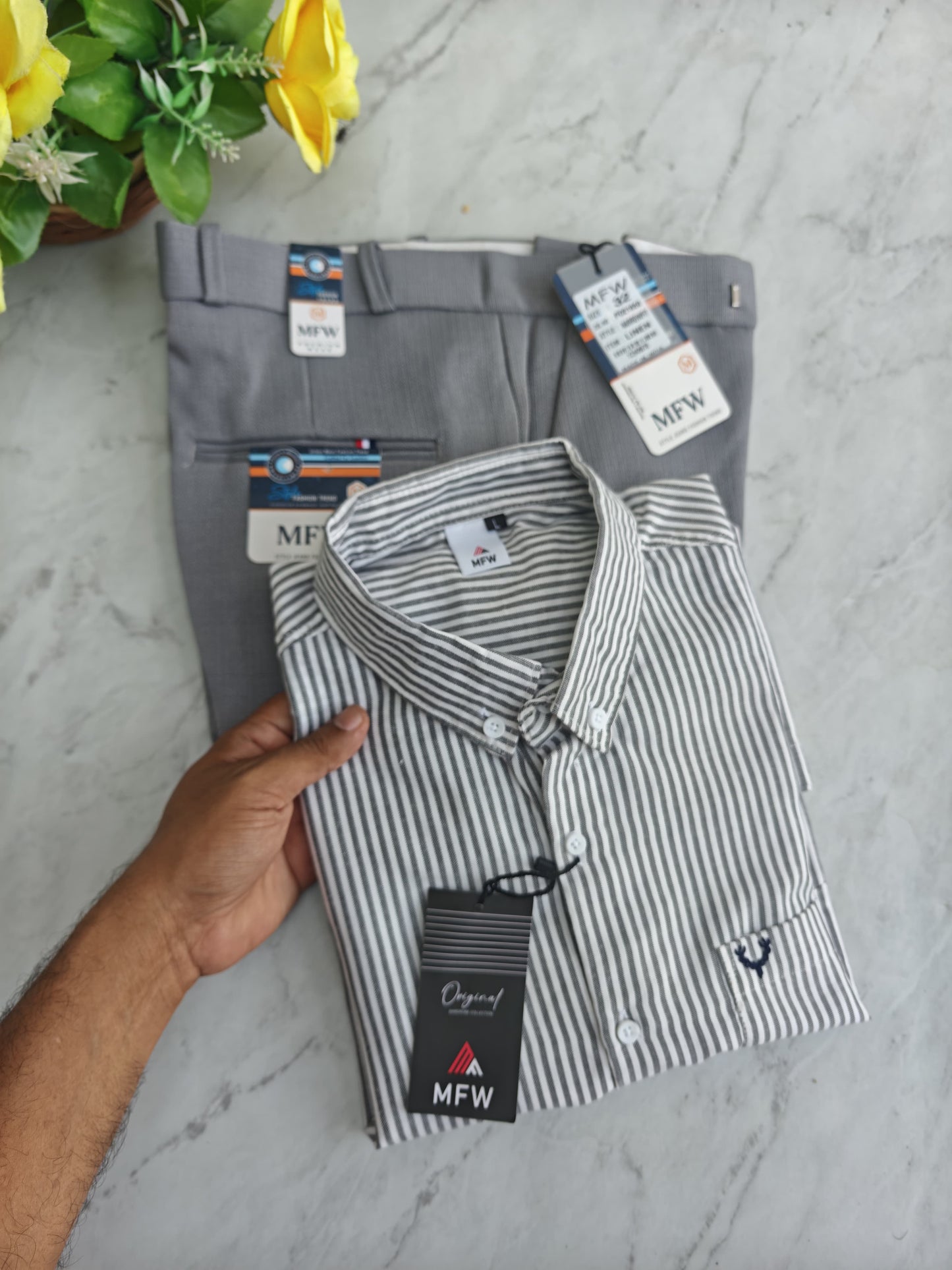 2 in 1 combo MFW Boxy fit Oxford stripes shirts + Lenin polo fit pant combo buy @600 rs only