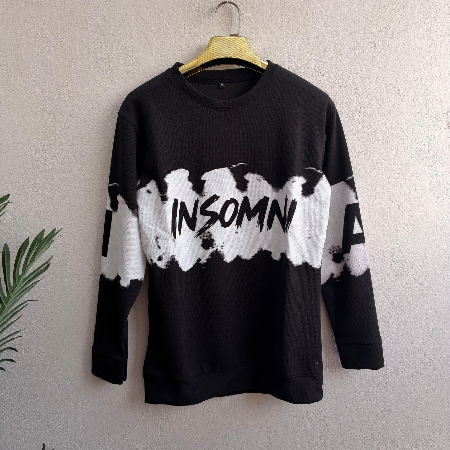 Full sleeve round neck tshirt buy @250 rs only (Black)