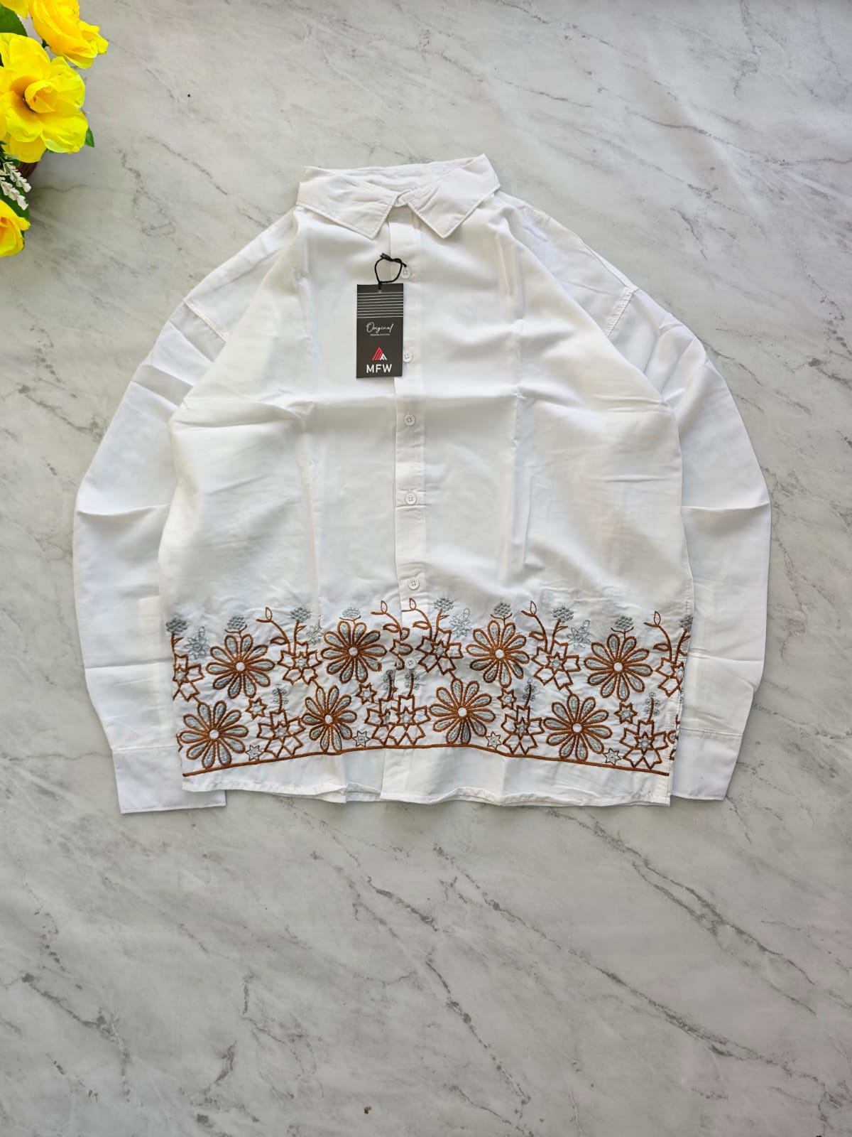 2 in 1 combo MFW lachka bottom embroidery shirts + lenin Gurkha polo fit pant buy @700 rs only