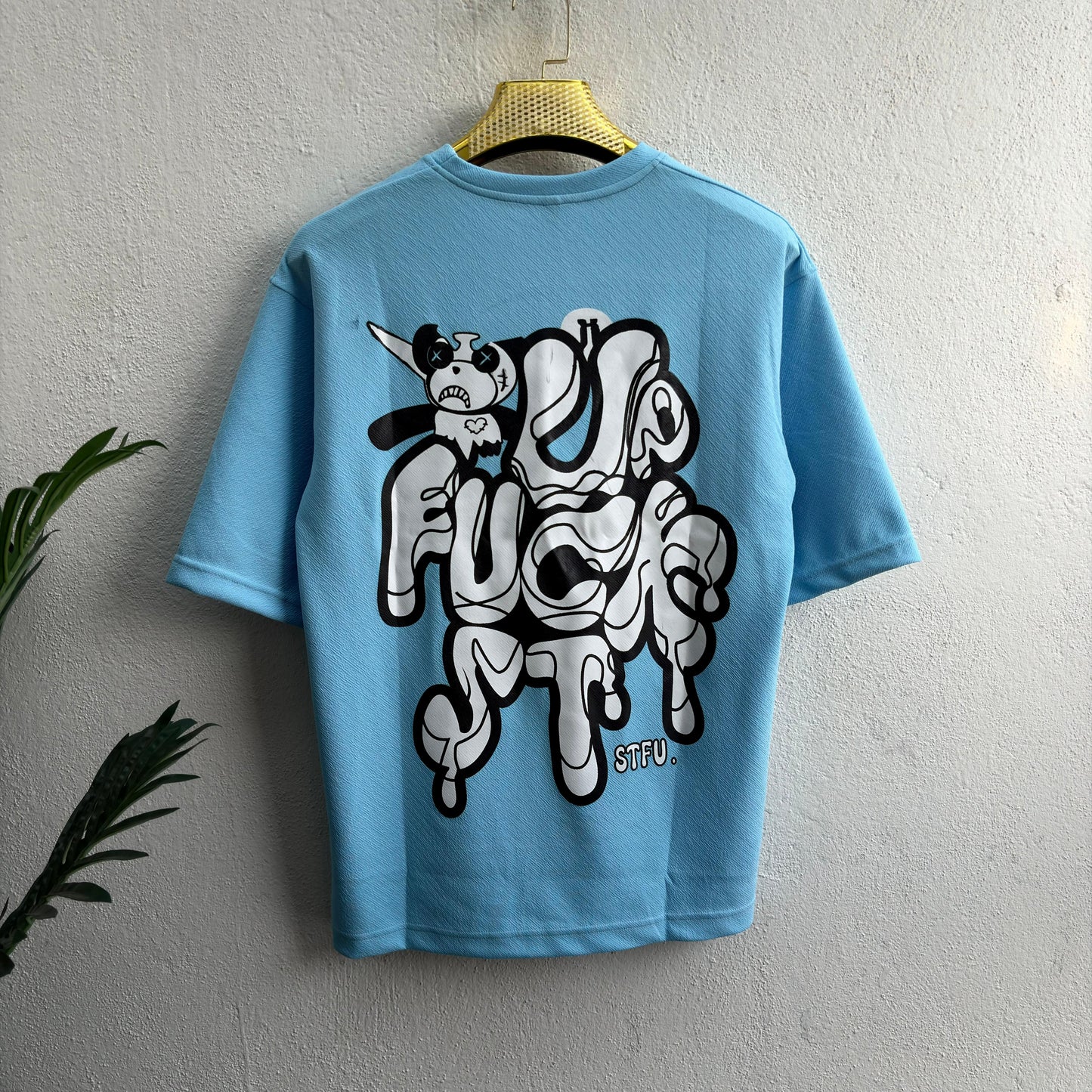 Round neck Front and back print droup shoulder Tshirt 1 pc @199 and 3 pcs @ 499