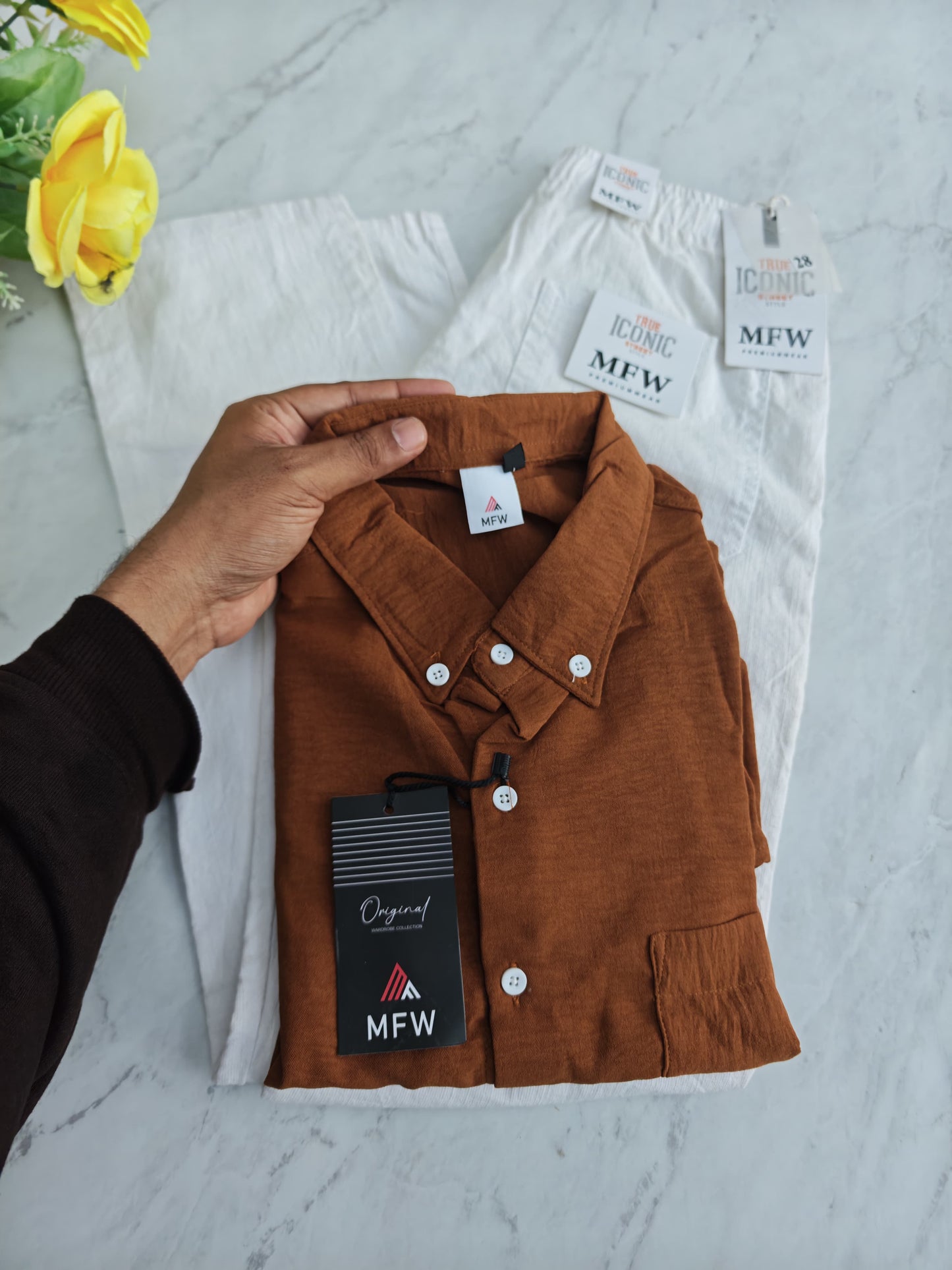 2 in 1 combo Crush Lenin shirts + lenin relax fit pants combo buy @600 rs only l
