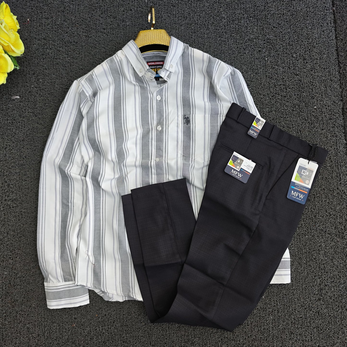 2 in 1 combo formal shirts + Lenin polo fit pants combo buy @550 rs only