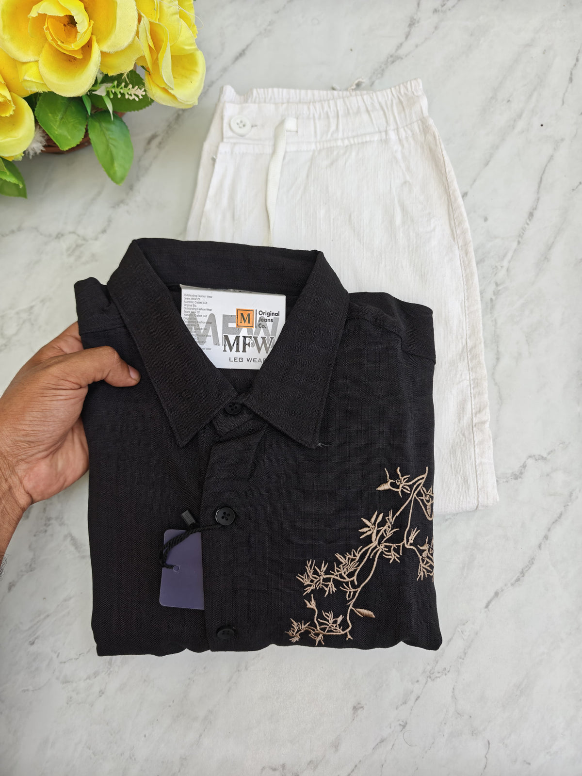 2 in 1 combo Lenin embroidery Work shirts + Lenin relax fit pant buy@600 rs only