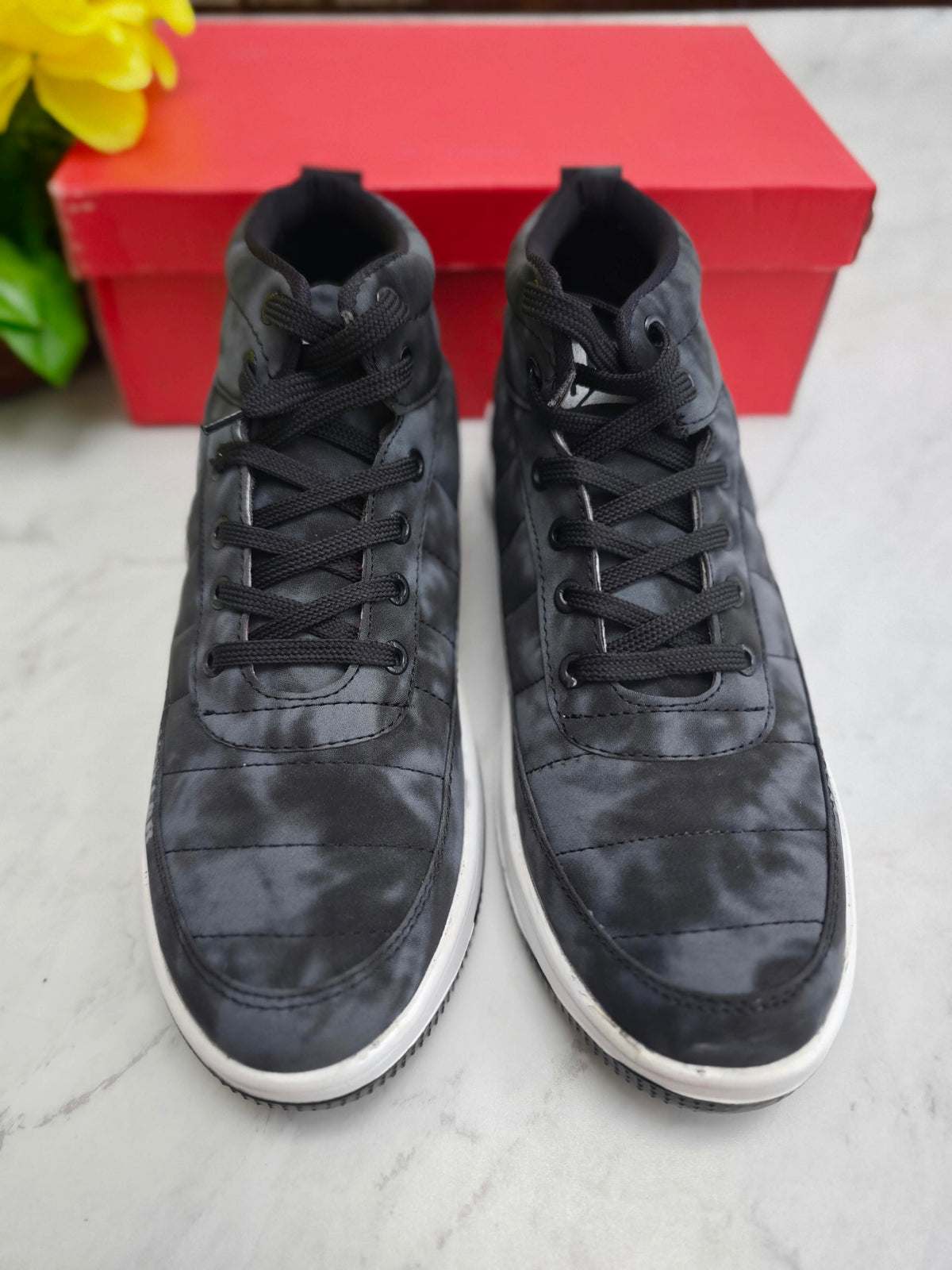 Men's Street wear style shoes buy@350 rs only [M2-C1]