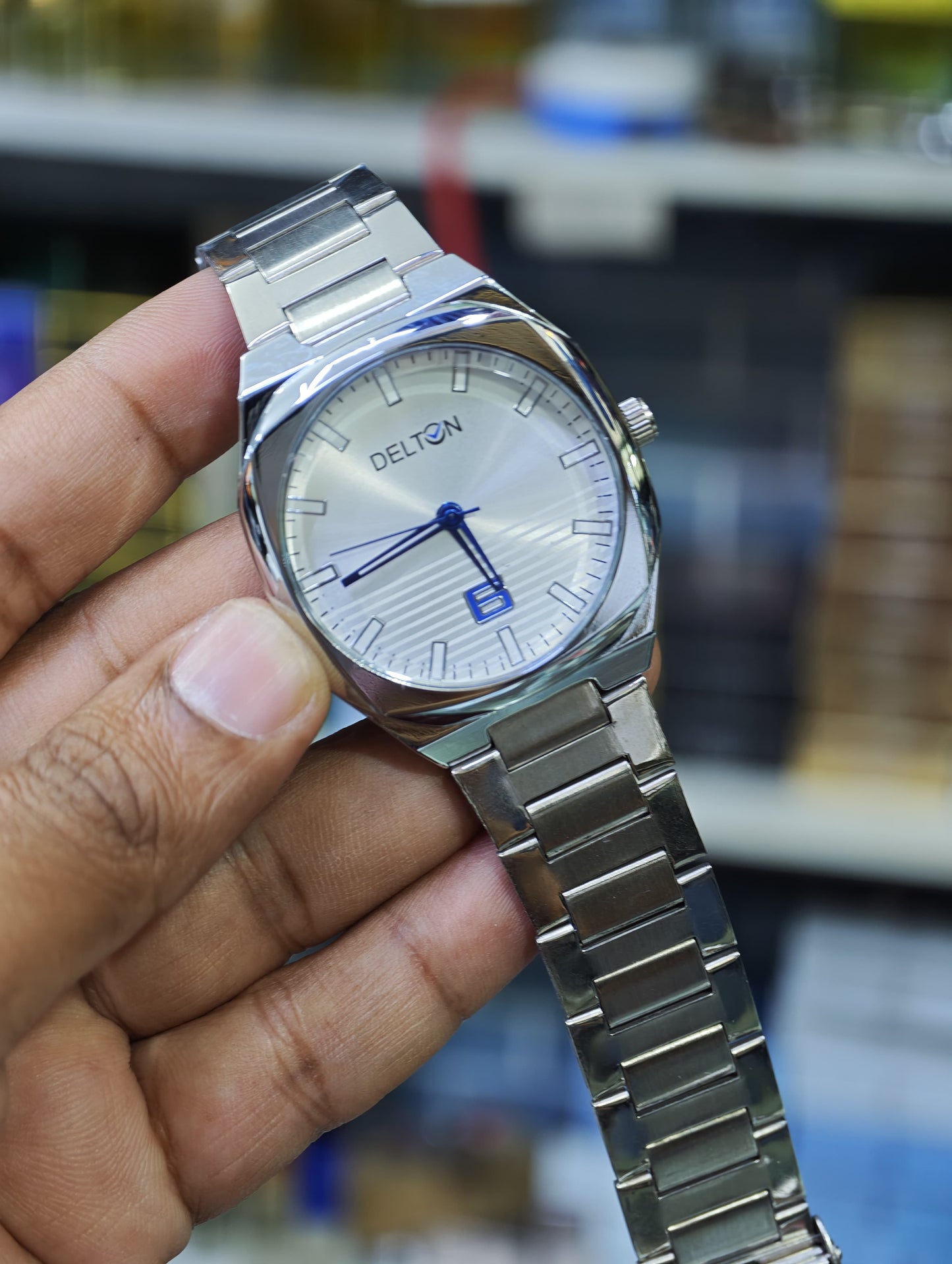 Mens most trendy Sliver strap watches @200