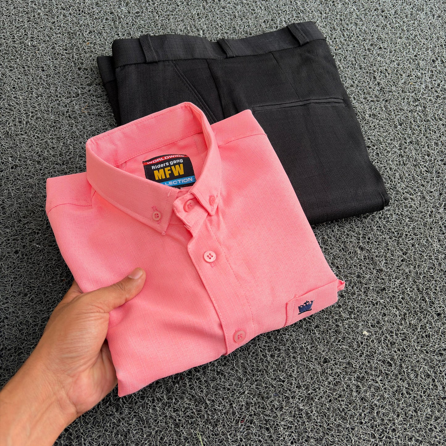 2 in 1 Combo Old money type Lenin Shirts + Lenin polo fit pant buy @ combo @600