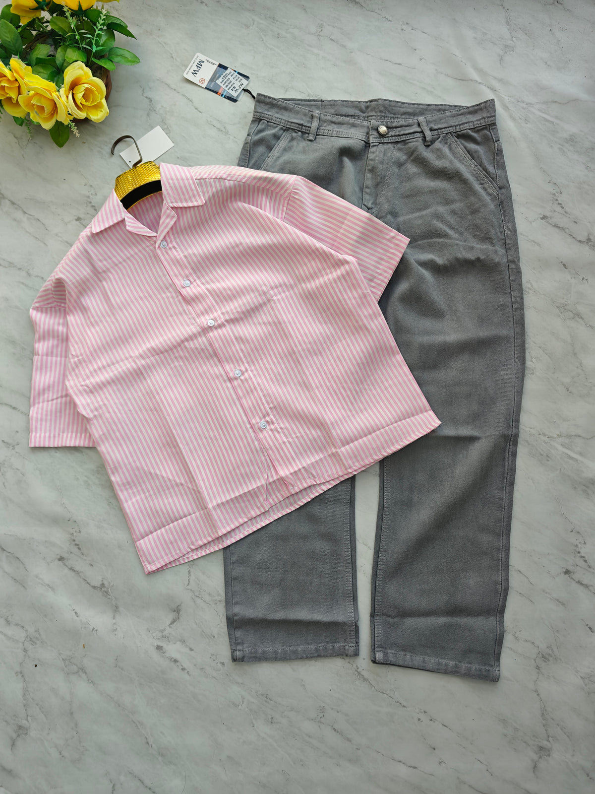2 in 1 Combo Boxy baggy back printed shirts + Baggy jeans pant buy @600 rs