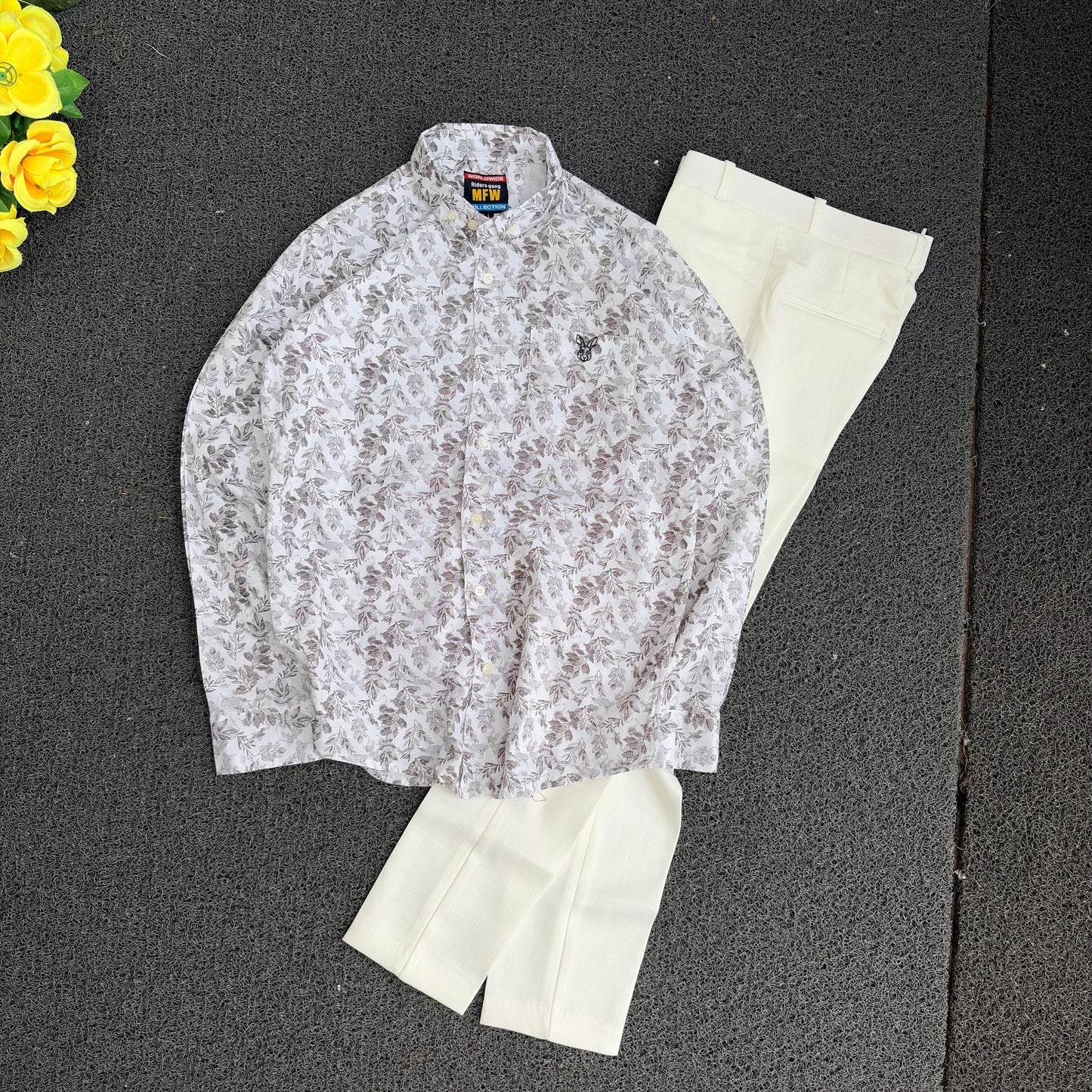 2 in 1 combo old money type Lenin  Printed  shirts +Lenin polo fit buy @600 only