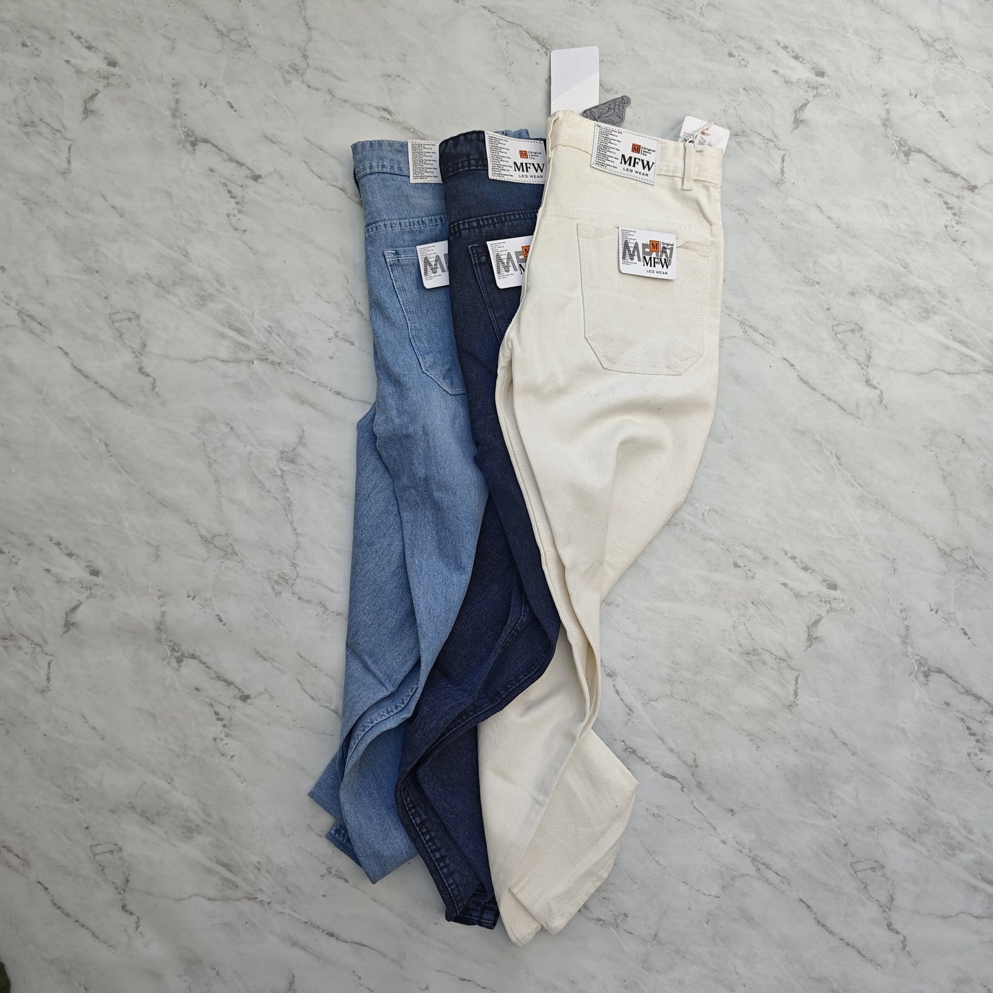 3 in 1 Combo Mom fit jeans 3 pcs @999