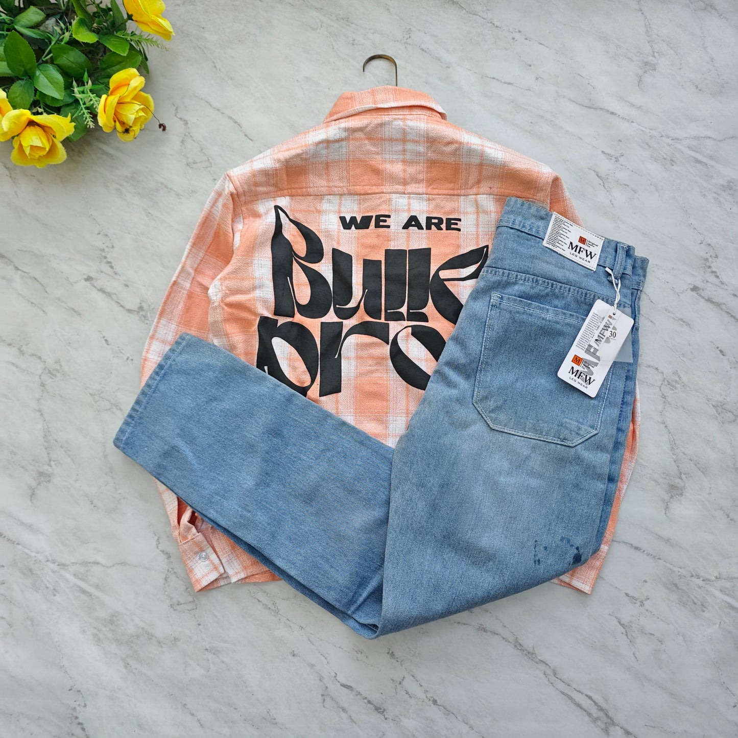 2 in 1 combo MFW back printed baggy shirts + mom fit jeans pant combo buy @600 rs only